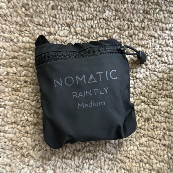 Nomatic x McKinnon Camera Pack 25L + ACCESSORIES - Picture 11 of 11